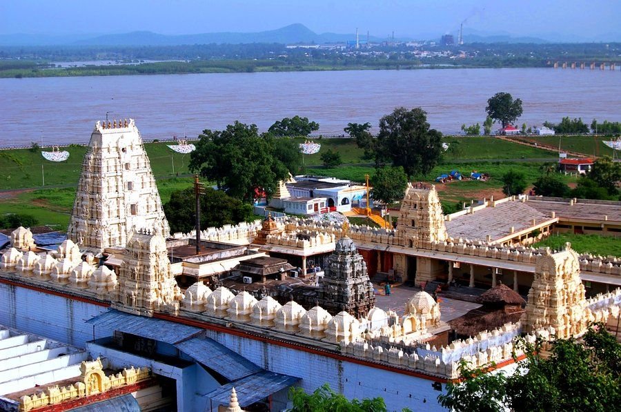 Bhadrachalam rama temple